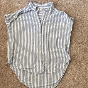 💜 3 for $10 SO Women's Blue Striped Button-Down Shirt